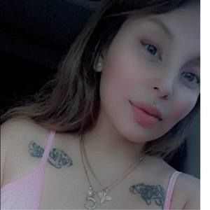 Meet your Posher, Ana